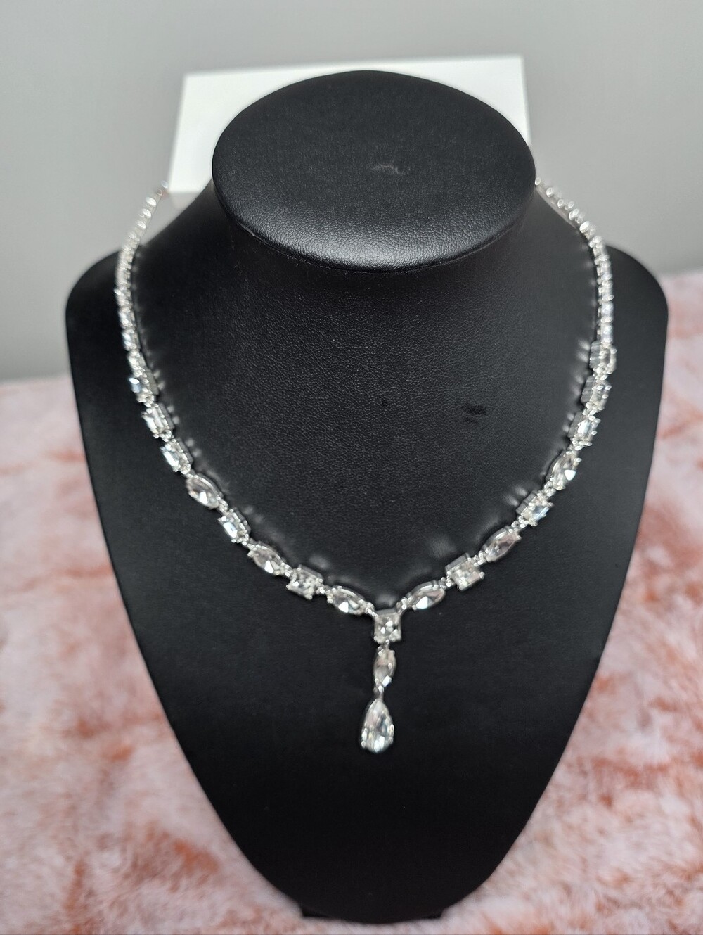 Forever 21 Silver Crystal Drop Necklace